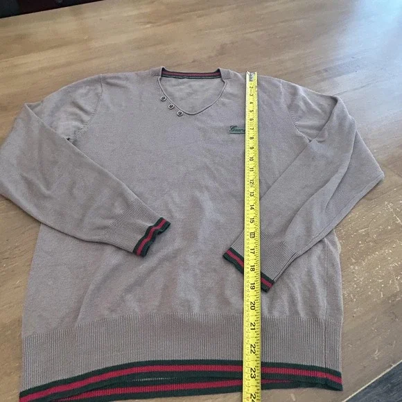 Gucci Sweater Mens Large Gray Wool Blend V Neck Pullover Logo Stripe Buttons - Picture 4 of 7